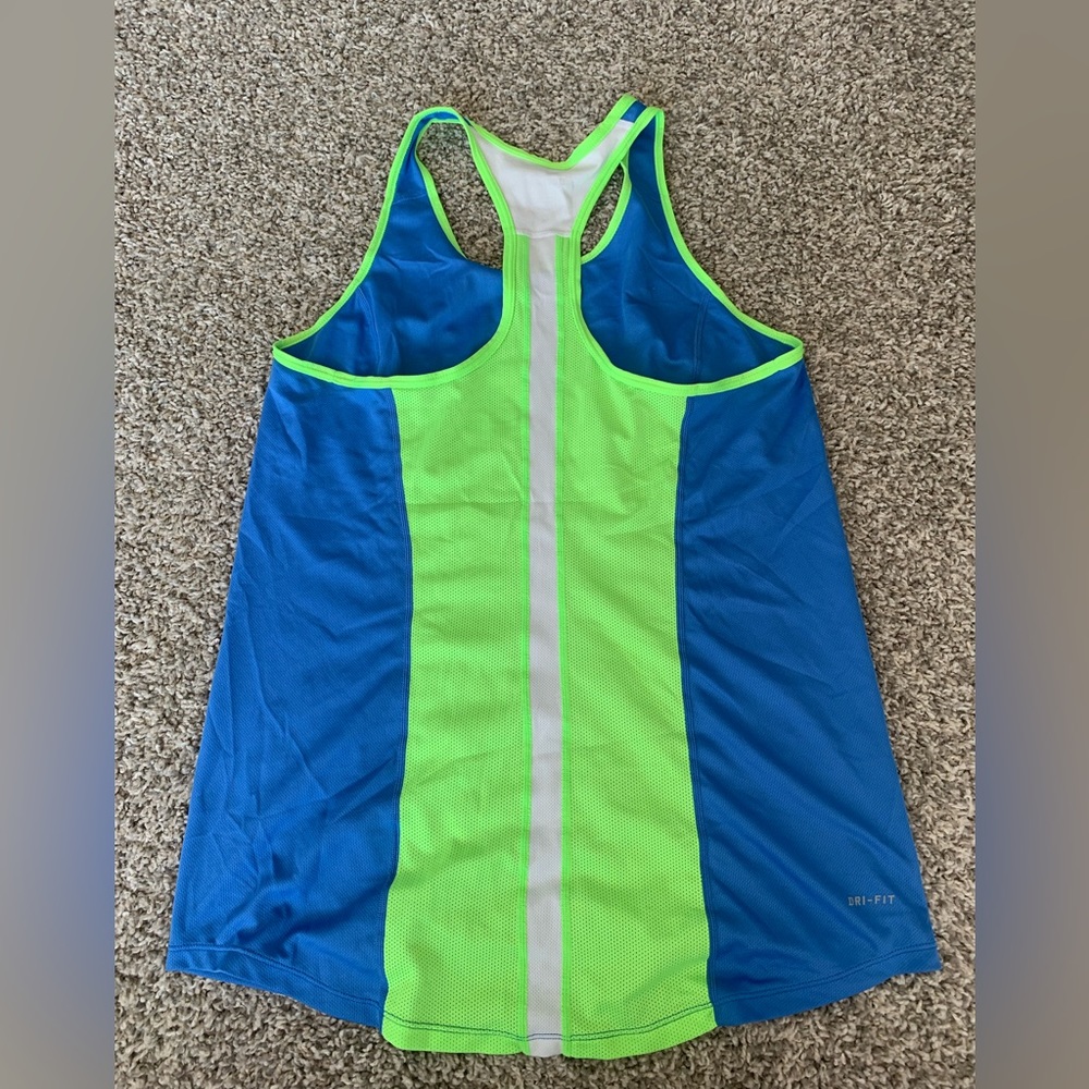 Nike DriFit Tank - Picture 3 of 3